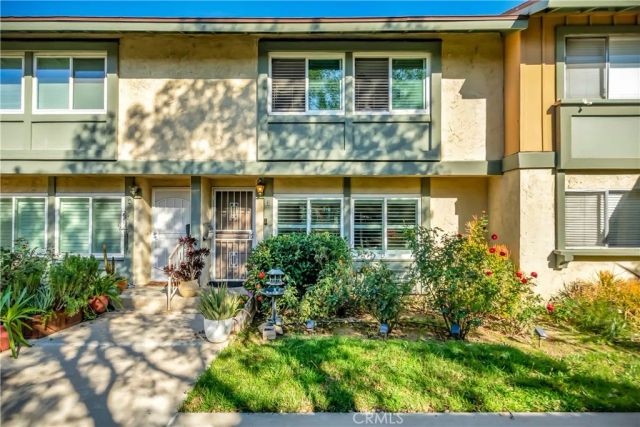 6641 Wilbur Avenue 3, Reseda, CA 91335