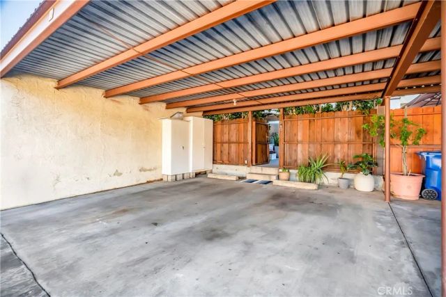 6641 Wilbur Avenue 3, Reseda, CA 91335