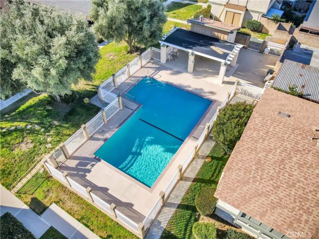6641 Wilbur Avenue 3, Reseda, CA 91335