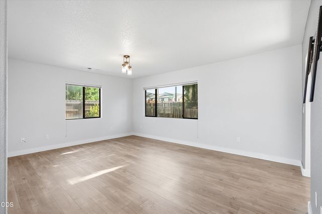 1908 Cunningham Avenue, Medford, OR 97501
