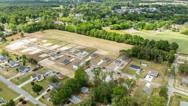 101 Claude Street, La Grange, NC 28551