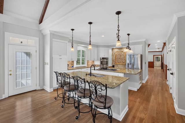 325 McKennon Blvd, Mcminnville, TN 37110