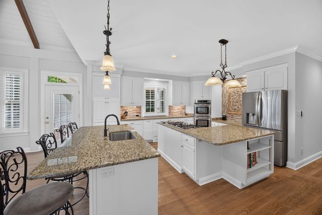 325 McKennon Blvd, Mcminnville, TN 37110