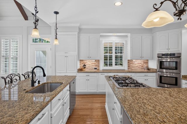 325 McKennon Blvd, Mcminnville, TN 37110