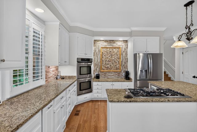 325 McKennon Blvd, Mcminnville, TN 37110