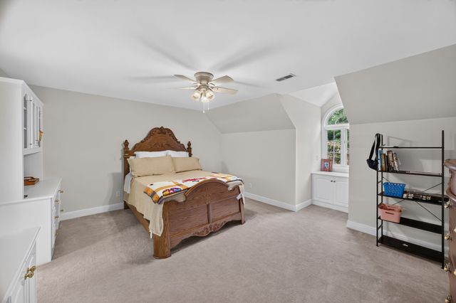 325 McKennon Blvd, Mcminnville, TN 37110