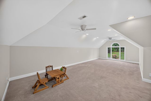 325 McKennon Blvd, Mcminnville, TN 37110
