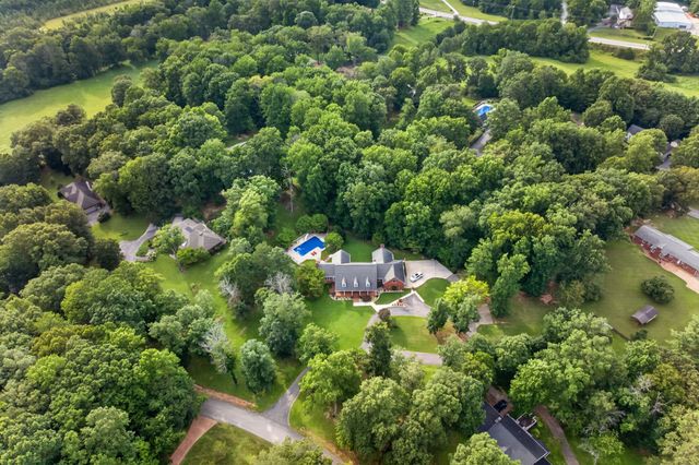 325 McKennon Blvd, Mcminnville, TN 37110