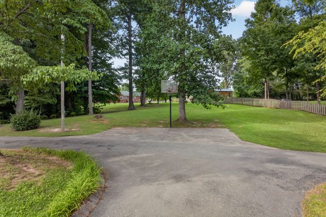 325 McKennon Blvd, Mcminnville, TN 37110