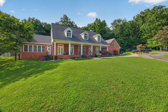 325 McKennon Blvd, Mcminnville, TN 37110