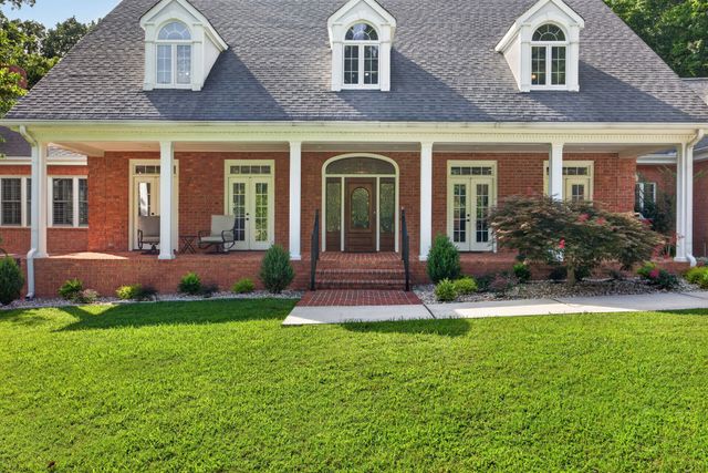 325 McKennon Blvd, Mcminnville, TN 37110