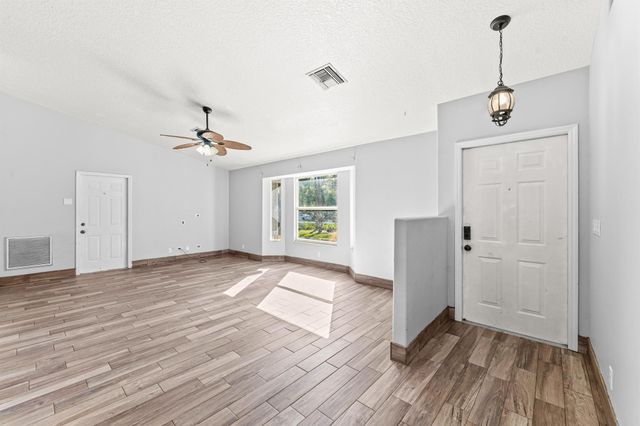 13587 76th Road N, The Acreage, FL 33412