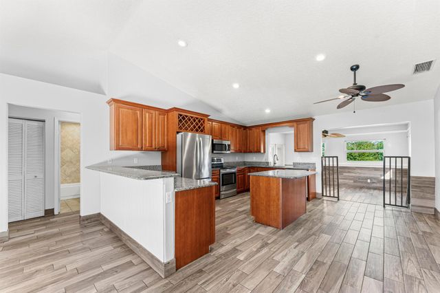 13587 76th Road N, The Acreage, FL 33412