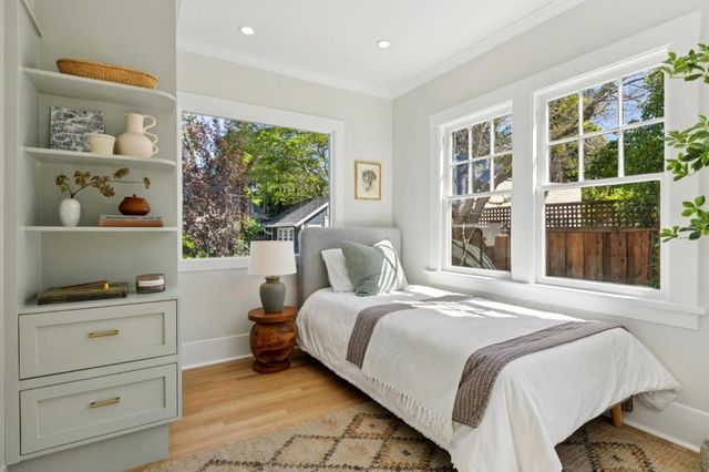 1619 Escobita Avenue, Palo Alto, CA 94306