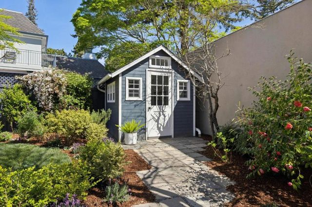 1619 Escobita Avenue, Palo Alto, CA 94306