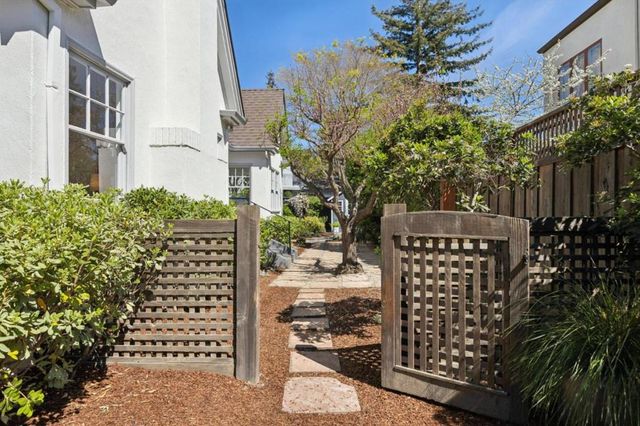 1619 Escobita Avenue, Palo Alto, CA 94306