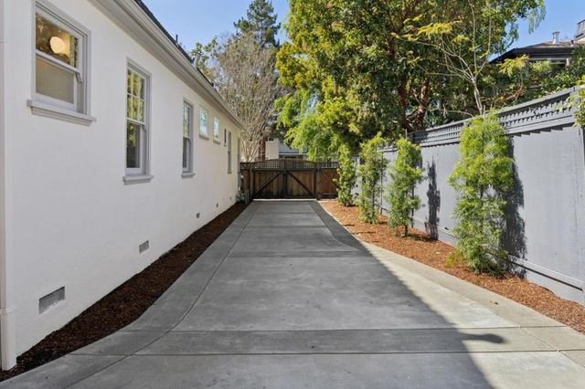 1619 Escobita Avenue, Palo Alto, CA 94306