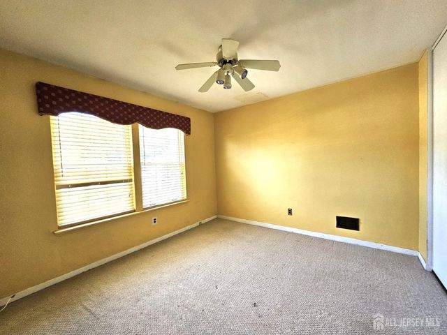 9 Mockingbird Lane, South Brunswick, NJ 08810
