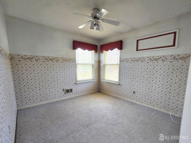 9 Mockingbird Lane, South Brunswick, NJ 08810