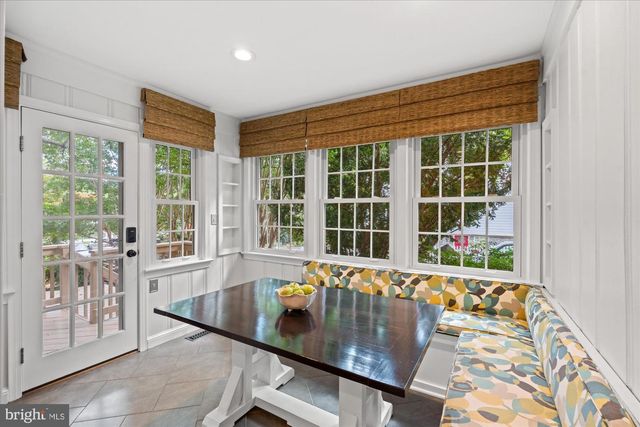 2229 N QUANTICO ST, Arlington, VA 22205