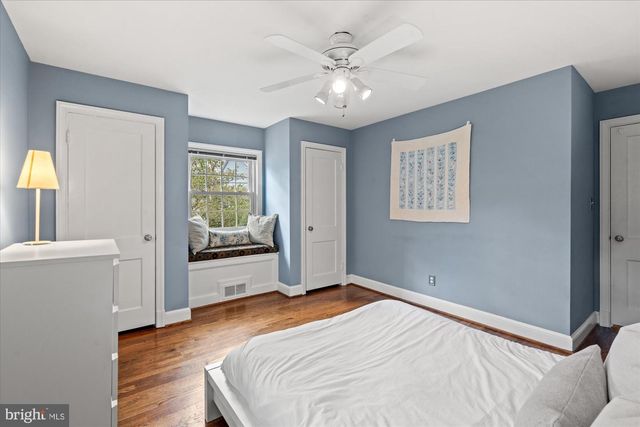 2229 N QUANTICO ST, Arlington, VA 22205