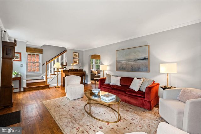 2229 N QUANTICO ST, Arlington, VA 22205