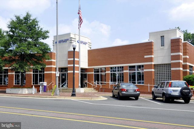 2229 N QUANTICO ST, Arlington, VA 22205