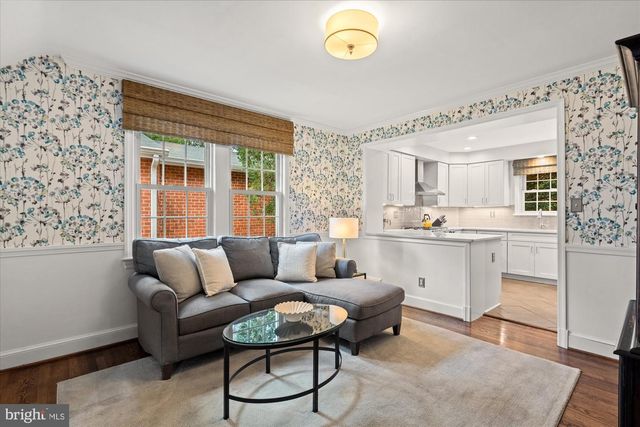 2229 N QUANTICO ST, Arlington, VA 22205
