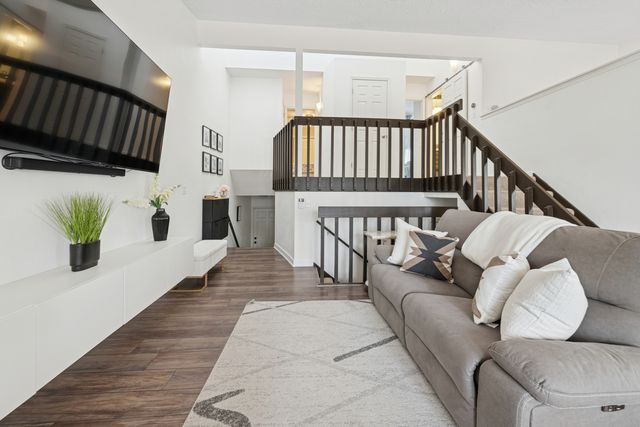 4657 High Point Drive 32, Rockford, IL 61114