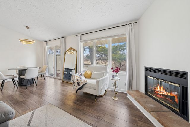 4657 High Point Drive 32, Rockford, IL 61114