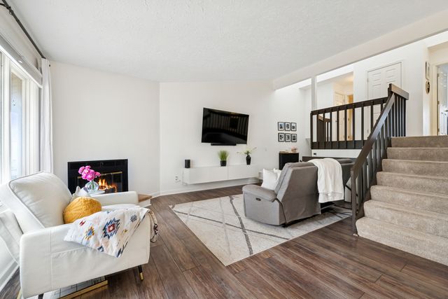 4657 High Point Drive 32, Rockford, IL 61114