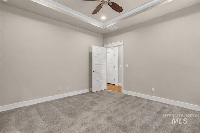 3477 E Kalinga Ln, Meridian, ID 83642