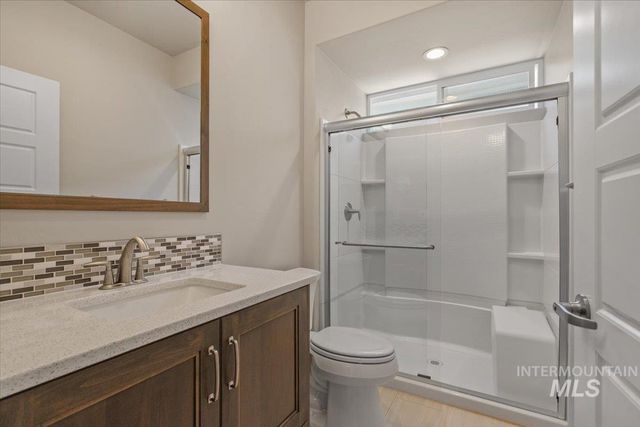 3477 E Kalinga Ln, Meridian, ID 83642