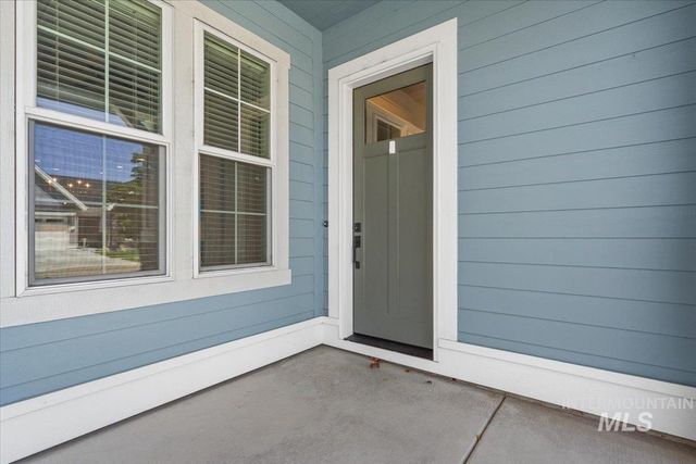 3477 E Kalinga Ln, Meridian, ID 83642