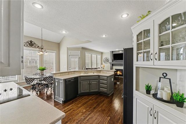 12312 Gillette Street, Overland Park, KS 66213