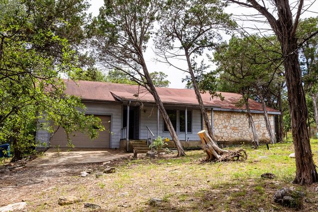 127 White Tail Dr, Kerrville, TX 78028
