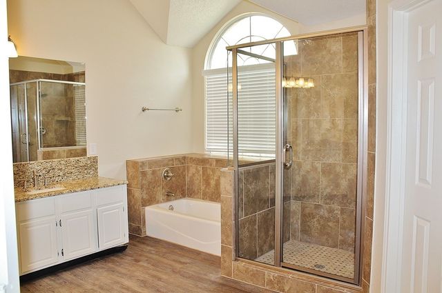 712 Claire View Drive, Desoto, TX 75115