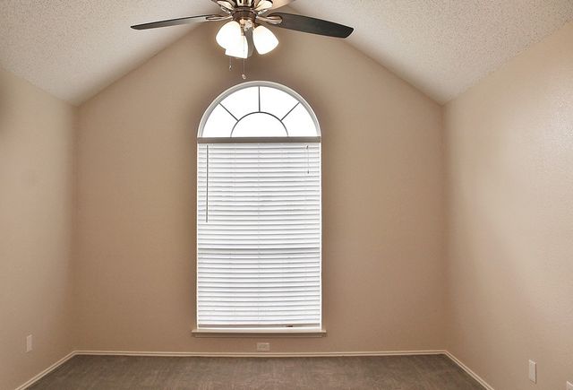 712 Claire View Drive, Desoto, TX 75115