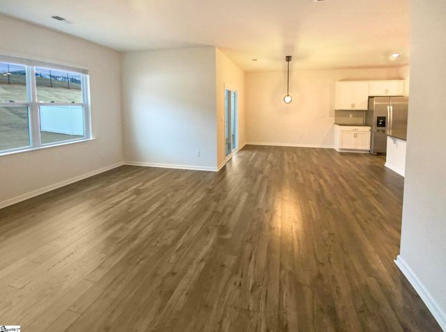 83 Oak Edge Lane, Greer, SC 29651