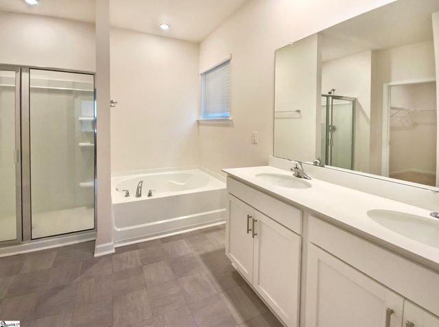 83 Oak Edge Lane, Greer, SC 29651