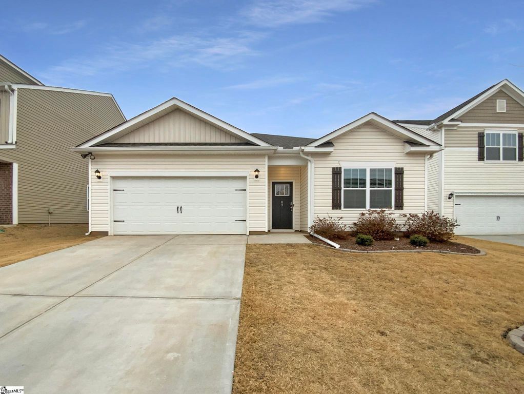 83 Oak Edge Lane, Greer, SC 29651