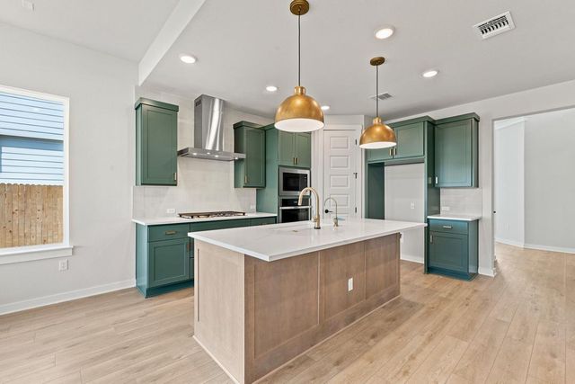 13104 Cerulean Spring DR, Buda, TX 78610