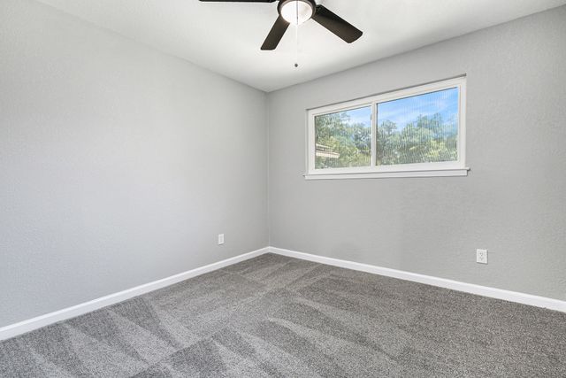 6412 Regal Road, Forest Hill, TX 76119