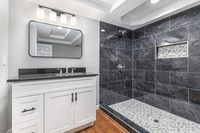 6412 Regal Road, Forest Hill, TX 76119