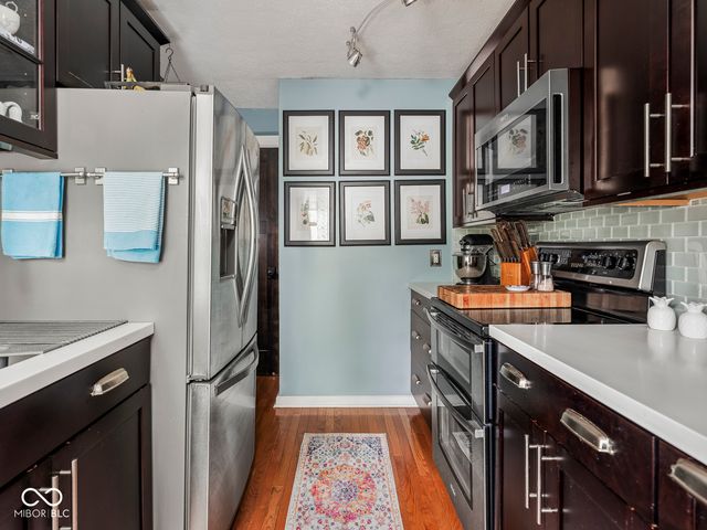 530 Sutherland Avenue E, Indianapolis, IN 46205