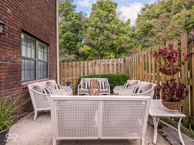 530 Sutherland Avenue E, Indianapolis, IN 46205