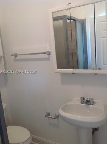 33 Salamanca Avenue 2 FL, Coral Gables, FL 33134