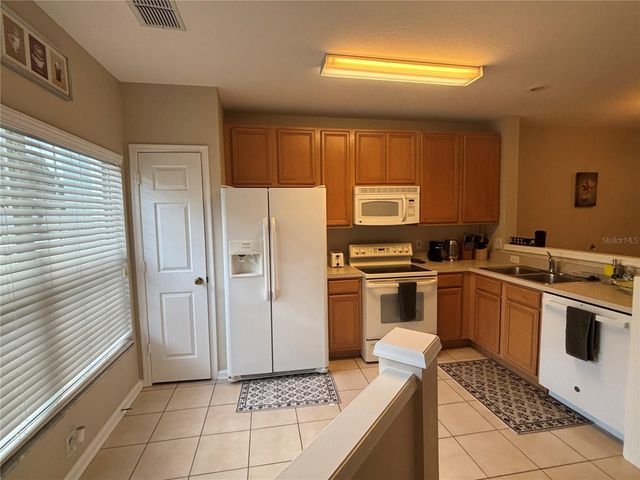 870 VINELAND PLACE, Lake Mary, FL 32746