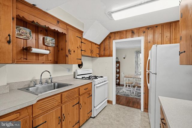 104 HARRON AVE, Hightstown, NJ 08520