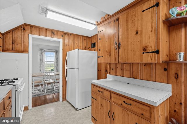 104 HARRON AVE, Hightstown, NJ 08520